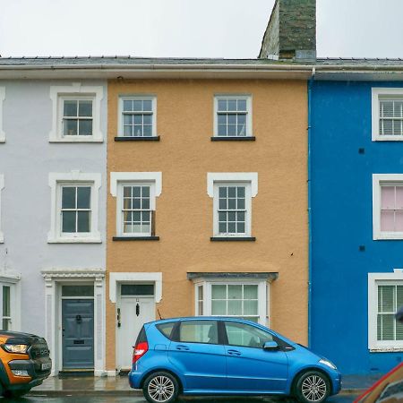 Pass The Keys Modern 2 Bed Flat Overlooking Aberaeron Harbour Bagian luar foto
